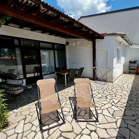 Apartment Denis - Great Location & Large Terrace Makarska Ngoại thất bức ảnh